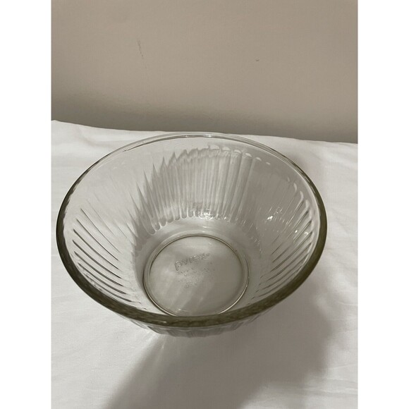 Pyrex 7402 Glass 6 cup Mixing Bowl - Clear - Picture 6 of 9